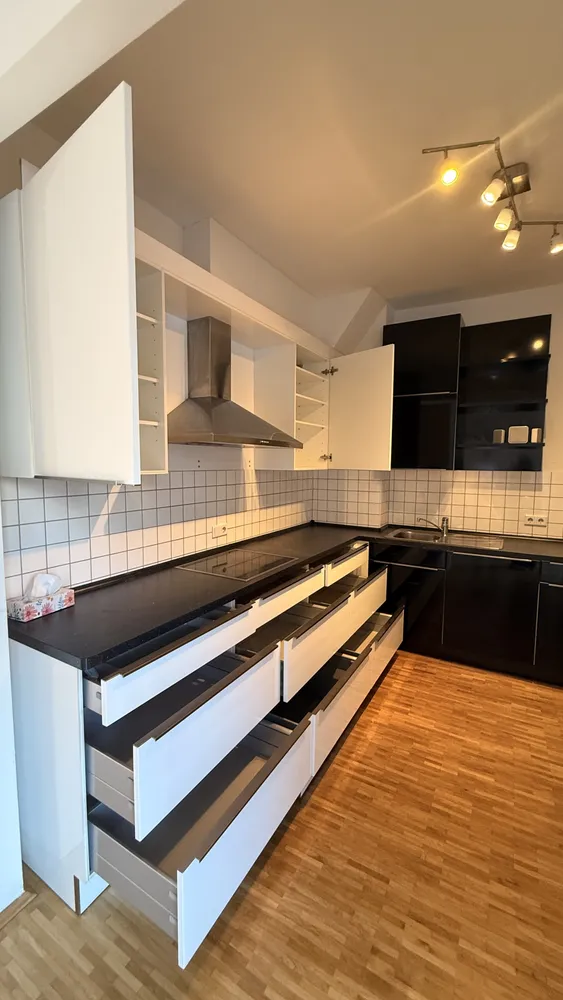 4 Zimmer Wohnung mit 140 m² in Düsseldorf – Bild 6