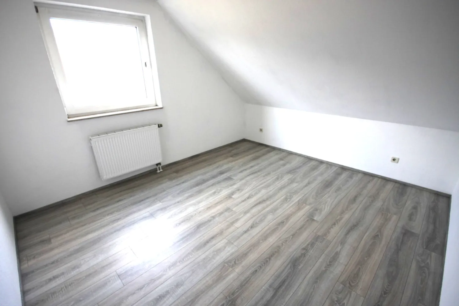 2 Zimmer Wohnung mit 52 m² in Leverkusen – Bild 2