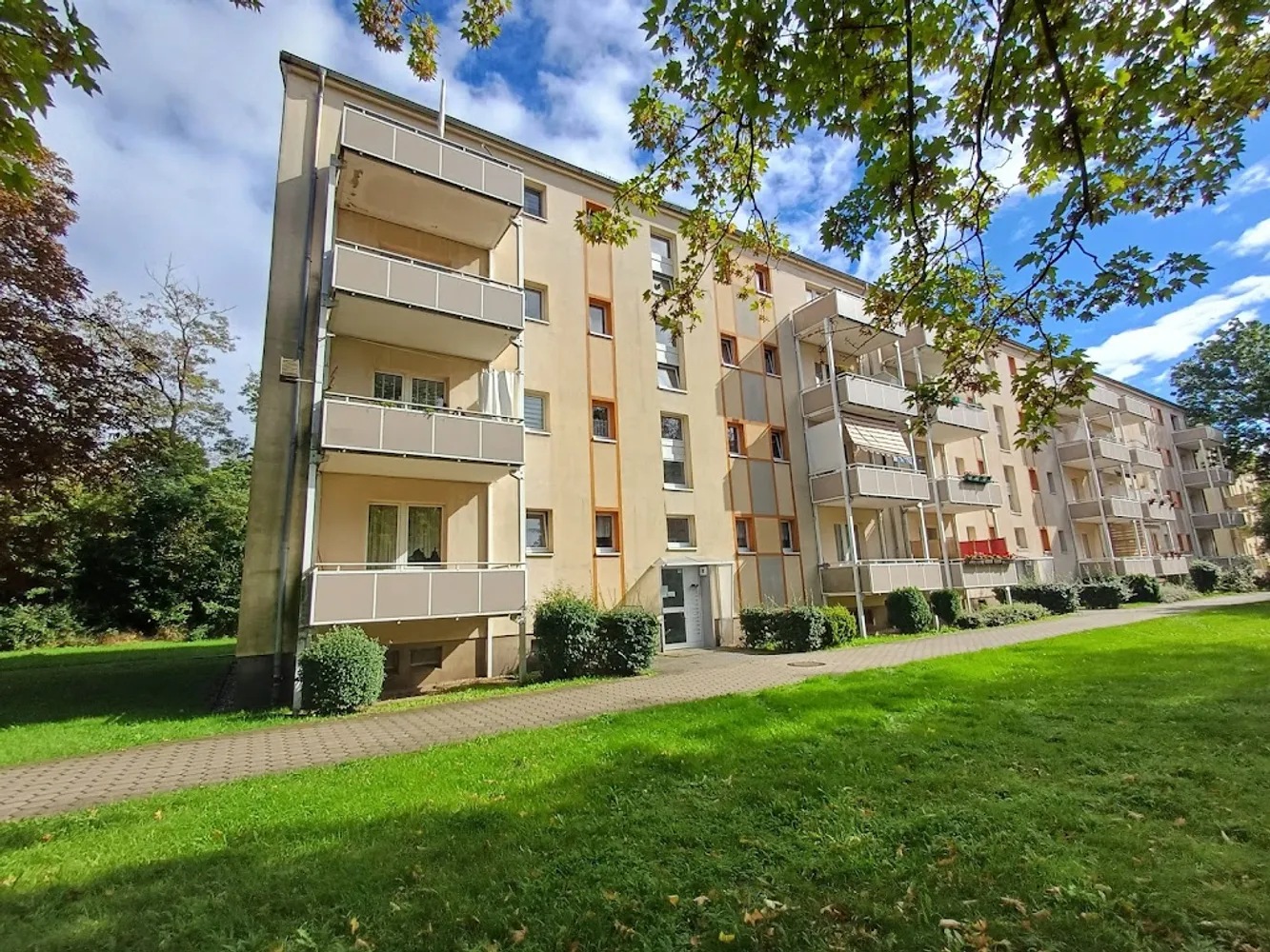 2 Zimmer Wohnung mit 49 m² in Merseburg – Bild 2
