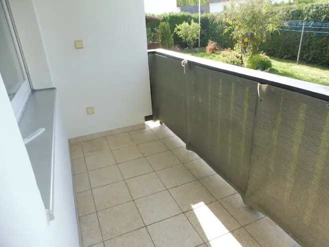 4 Zimmer Wohnung mit 90 m² in Regensburg – Bild 2