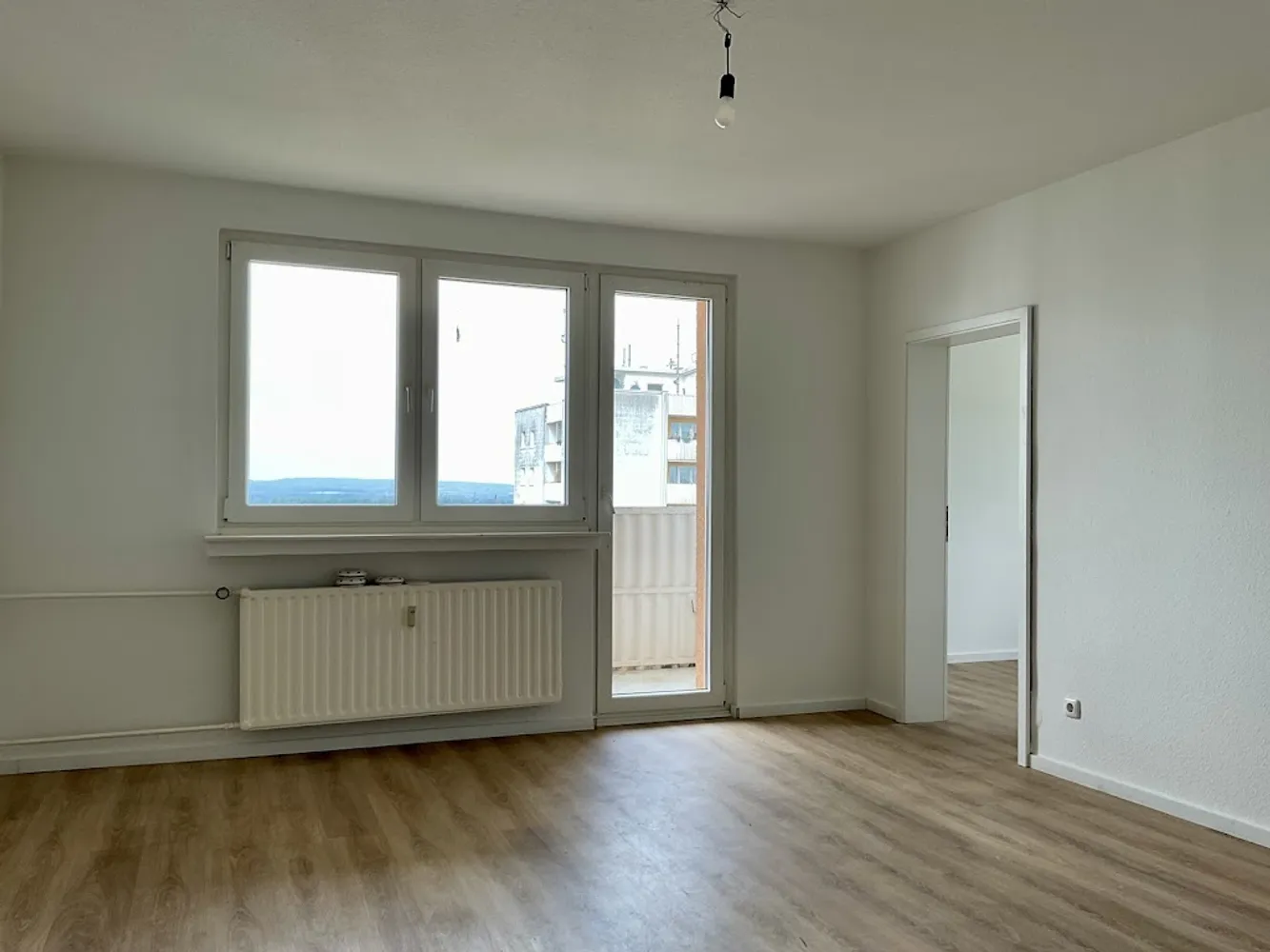 4 Zimmer Wohnung mit 90 m² in Düren – Bild 2