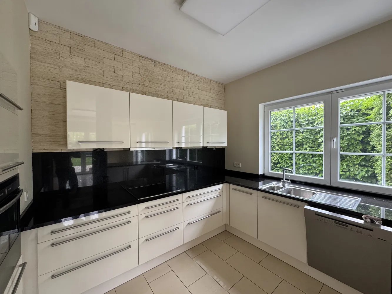 5 Zimmer Haus mit 208 m² in Berlin – Bild 1