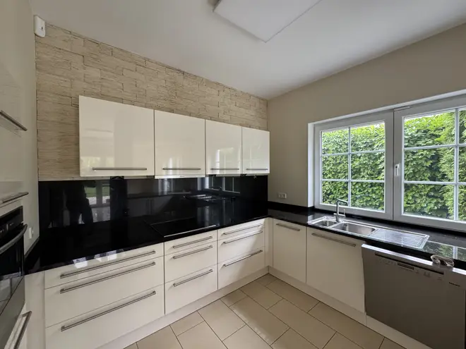 5 Zimmer Haus mit 208 m² in Berlin – Bild 1