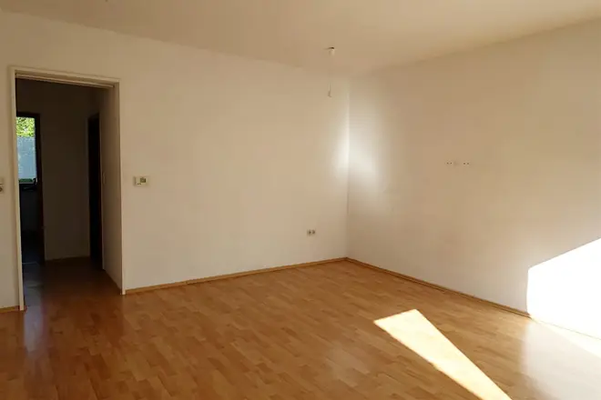 2 Zimmer Wohnung mit 55 m² in Krefeld – Bild 2