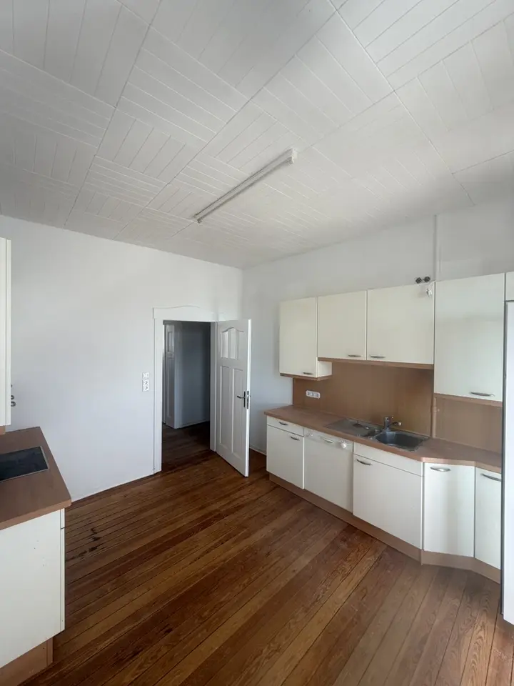 5 Zimmer Wohnung mit 100 m² in Saarbrücken – Bild 3