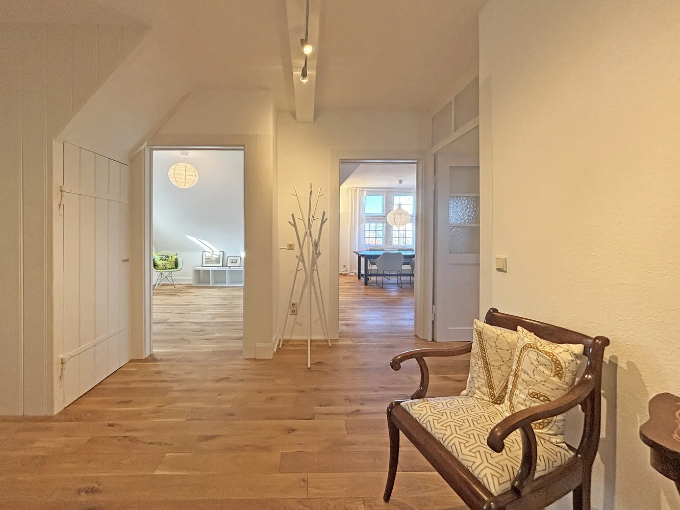 4 Zimmer Wohnung mit 108 m² in Stuttgart – Bild 1
