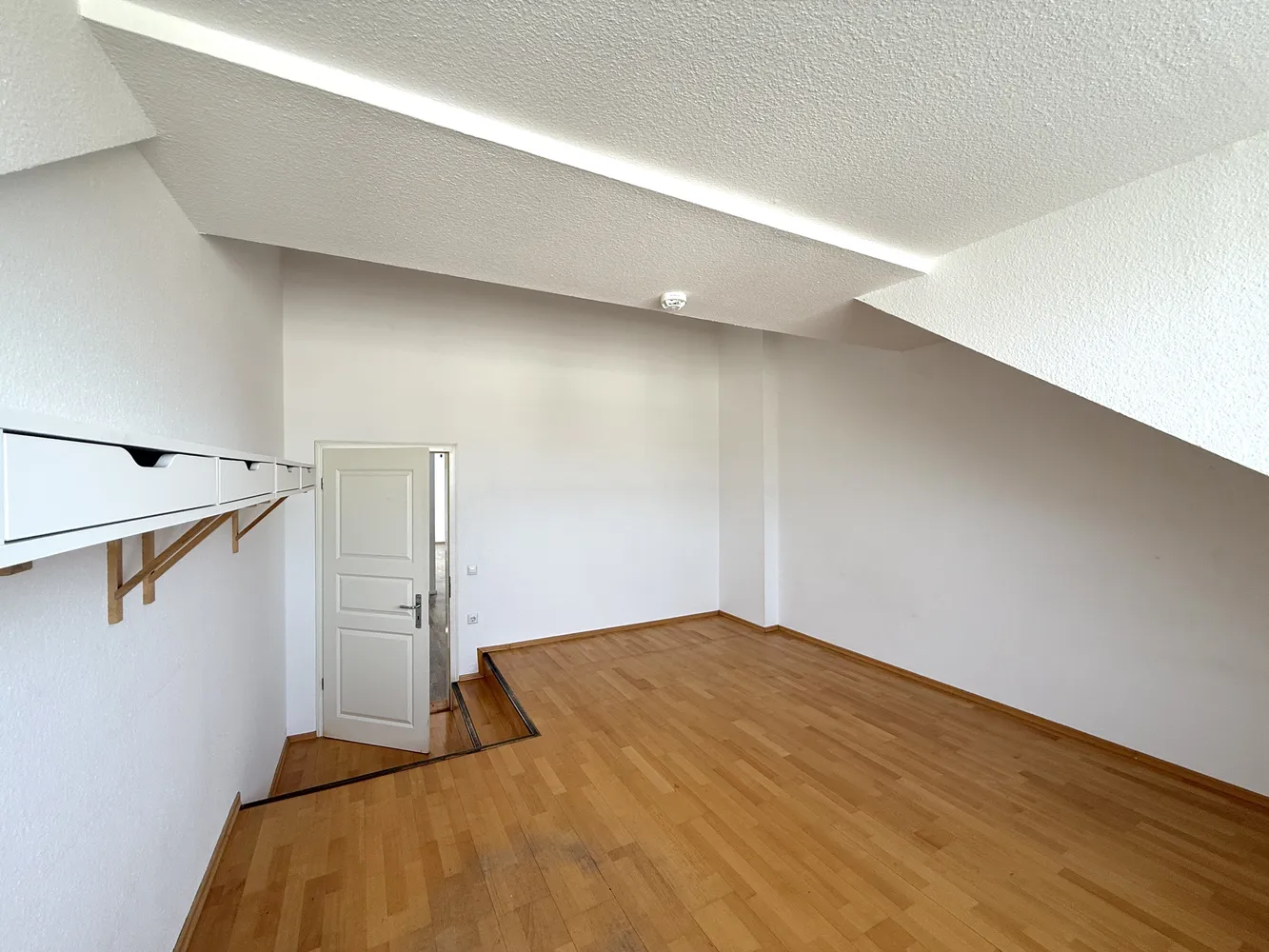 3 Zimmer Wohnung mit 107 m² in Berlin – Bild 7
