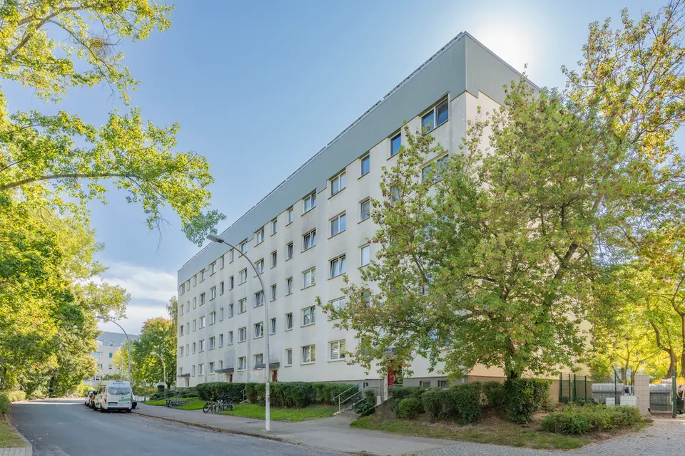 4 Zimmer Wohnung mit 76 m² in Neubrandenburg – Bild 1