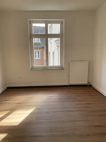 4 Zimmer Wohnung mit 122 m² in Neuss – Bild 5