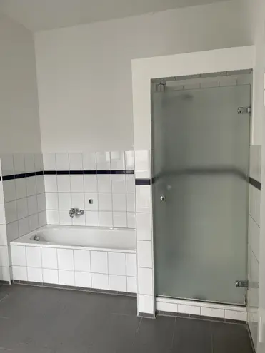 4 Zimmer Wohnung mit 122 m² in Neuss – Bild 9