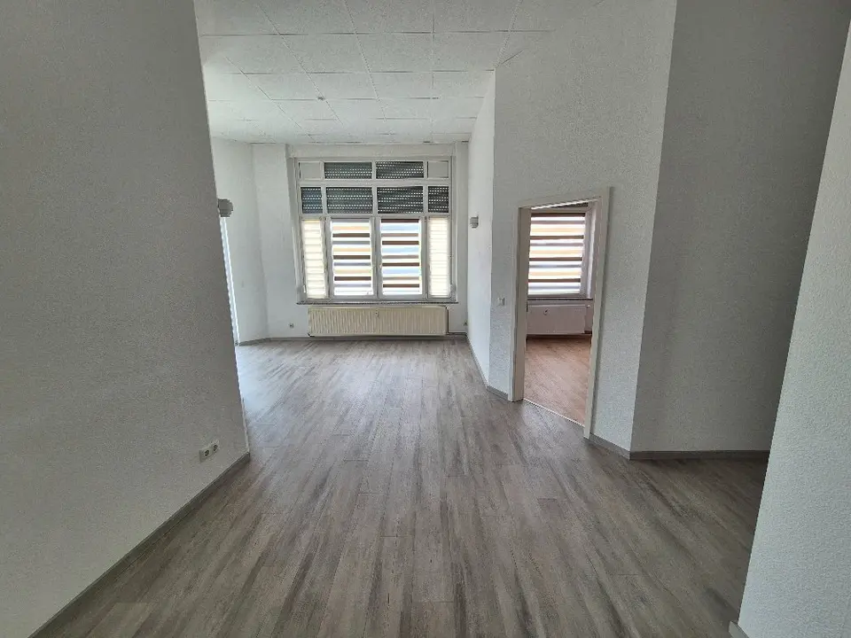 4 Zimmer Wohnung mit 110 m² in Stendal – Bild 1