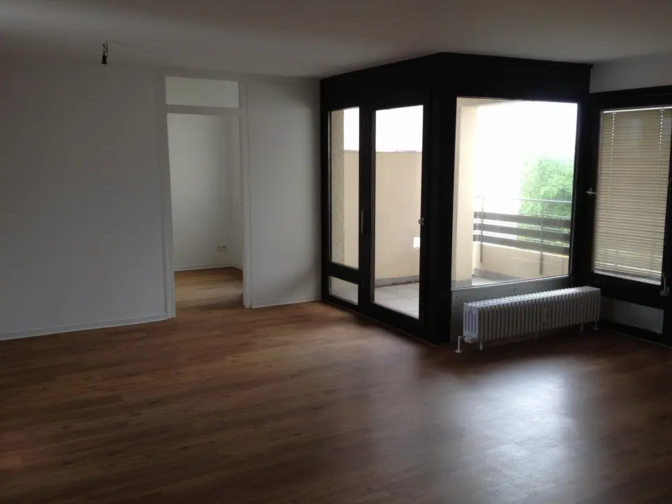 2 Zimmer Wohnung mit 65 m² in Esslingen am Neckar – Bild 1