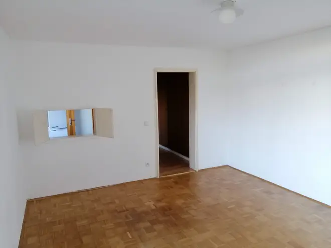2 Zimmer Wohnung mit 42 m² in München – Bild 1