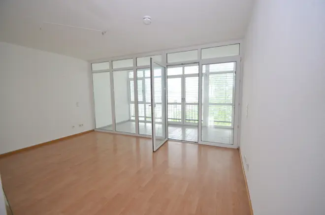 3 Zimmer Wohnung mit 77 m² in Köln – Bild 2