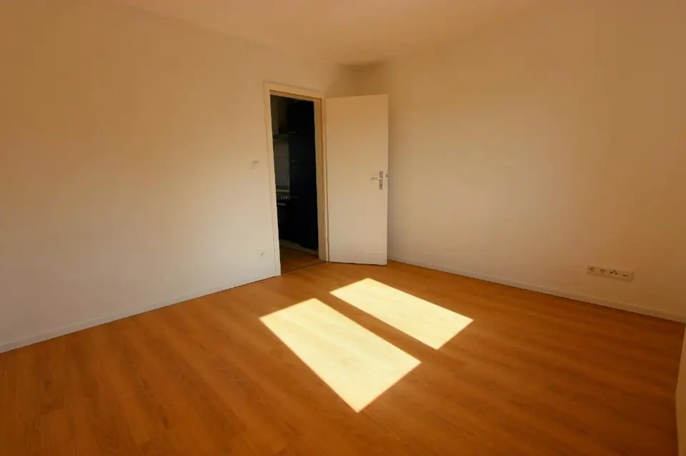 3 Zimmer Wohnung mit 65 m² in Wilhelmshaven – Bild 2