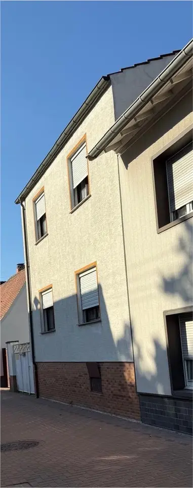 4 Zimmer Haus mit 116 m² in Ludwigshafen – Bild 2