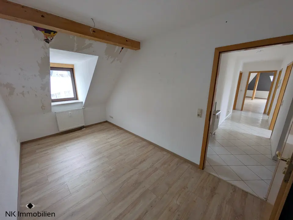 4 Zimmer Wohnung mit 95 m² in Zwickau – Bild 8