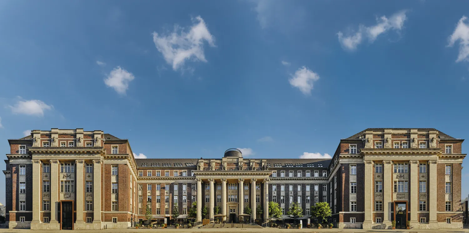 2 Zimmer Wohnung mit 99 m² in Düsseldorf – Bild 2