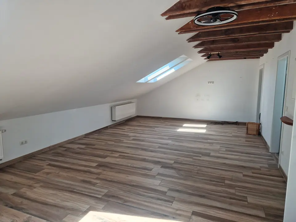 2 Zimmer Wohnung mit 81 m² in Landshut – Bild 3