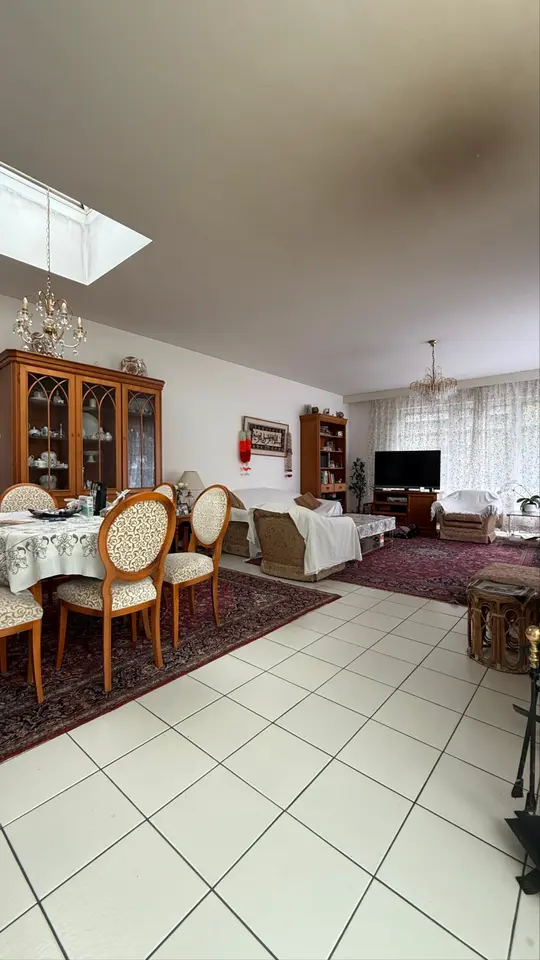 8 Zimmer Haus mit 110 m² in Frankfurt am Main – Bild 1