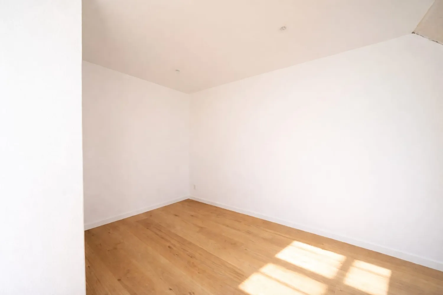 4 Zimmer Wohnung mit 98 m² in Esslingen am Neckar – Bild 7