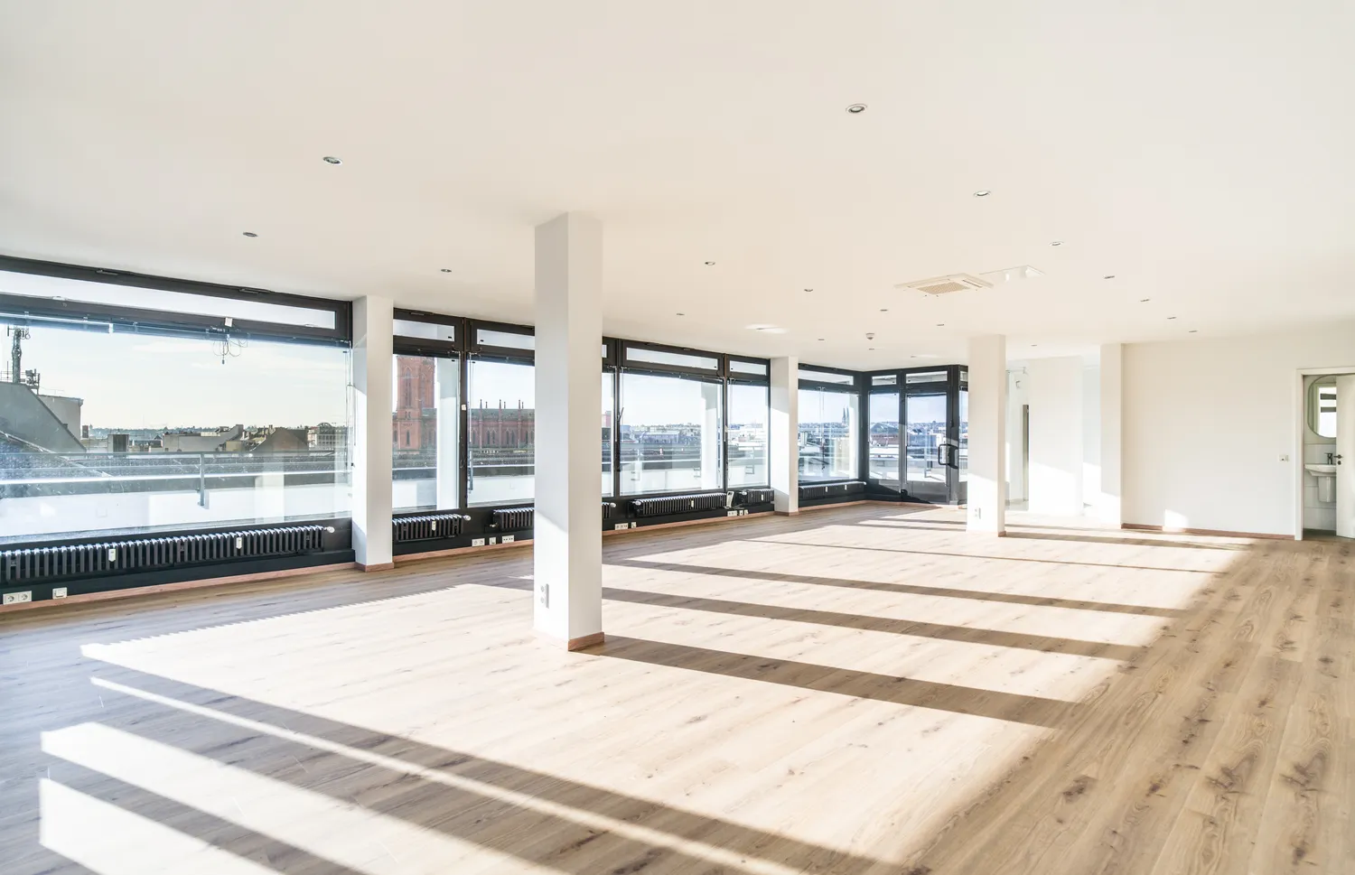 4 Zimmer Wohnung mit 280 m² in Wiesbaden – Bild 6