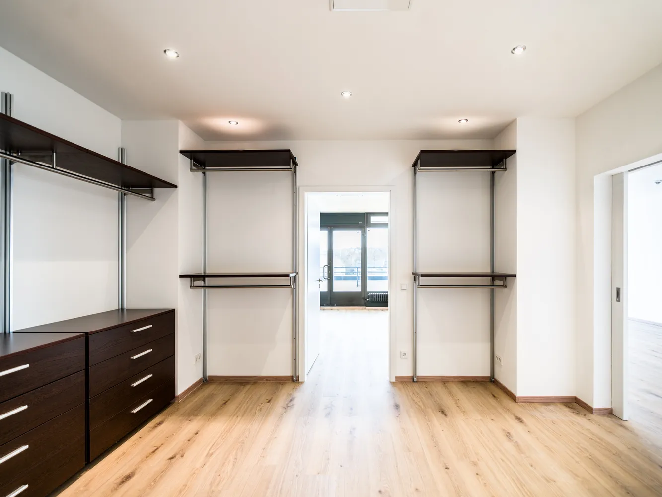 4 Zimmer Wohnung mit 280 m² in Wiesbaden – Bild 9
