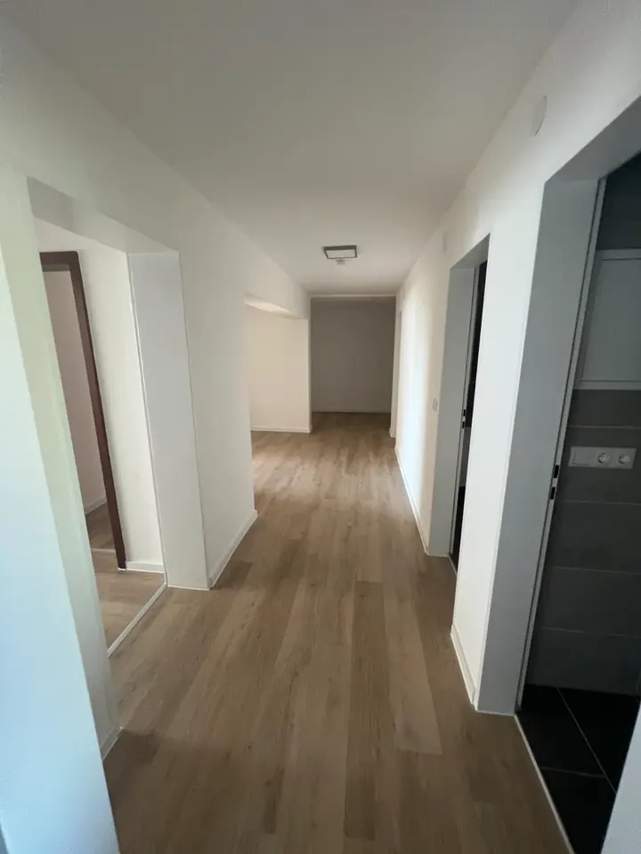 7 Zimmer Wohnung mit 178 m² in Bayreuth – Bild 4