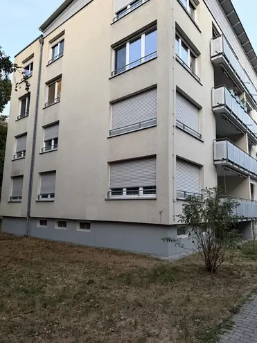 3 Zimmer Wohnung mit 90 m² in Karlsruhe – Bild 2
