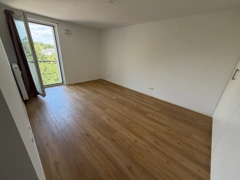 3 Zimmer Wohnung mit 93 m² in Hanau – Bild 2