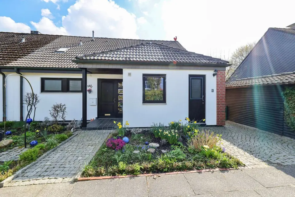 5 Zimmer Haus mit 141 m² in Wilhelmshaven – Bild 1