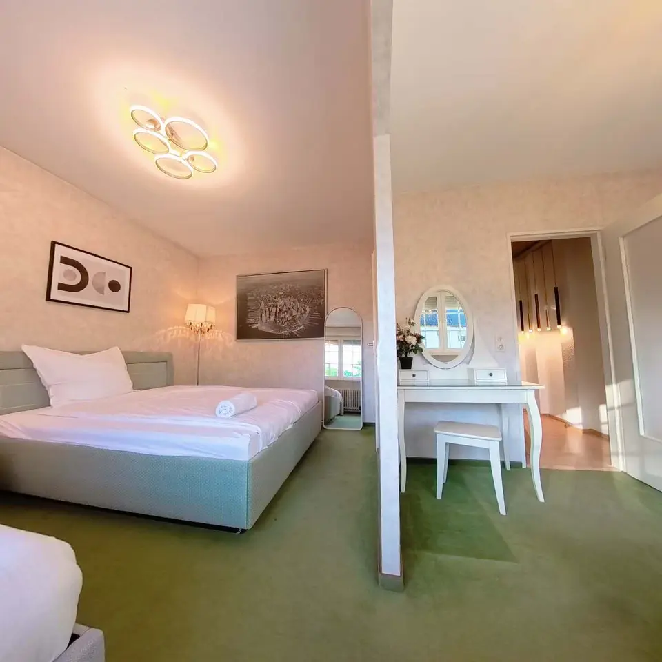 5 Zimmer Haus mit 106 m² in Dietzenbach – Bild 1