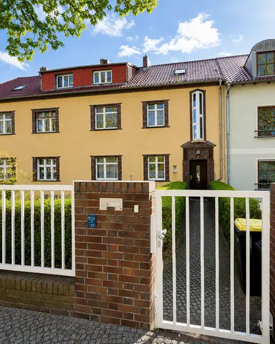6 Zimmer Haus mit 134 m² in Berlin – Bild 1