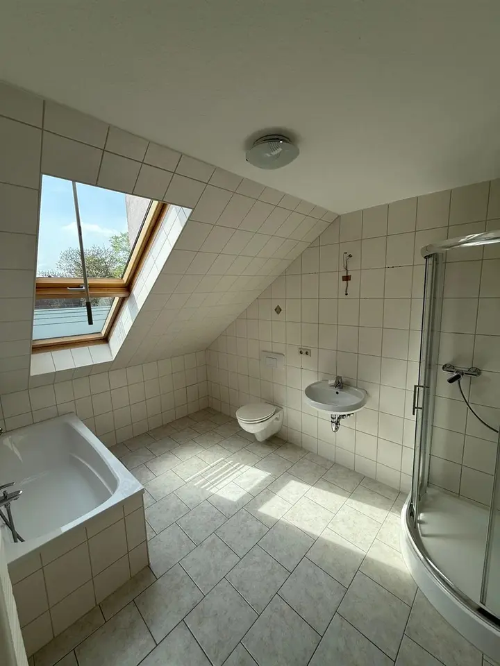 3 Zimmer Wohnung mit 101 m² in Zwickau – Bild 10