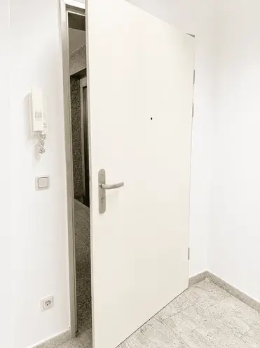 1 Zimmer Wohnung mit 33 m² in Saarbrücken – Bild 5