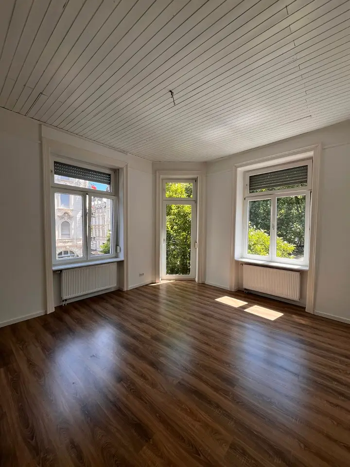 WG-Zimmer mit 100 m² in Wiesbaden – Bild 1