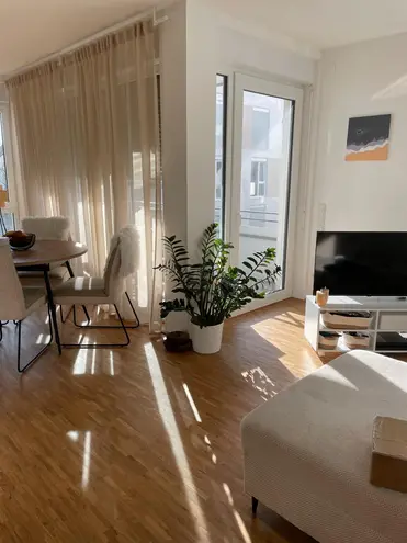 2 Zimmer Wohnung mit 57 m² in Saarbrücken – Bild 2