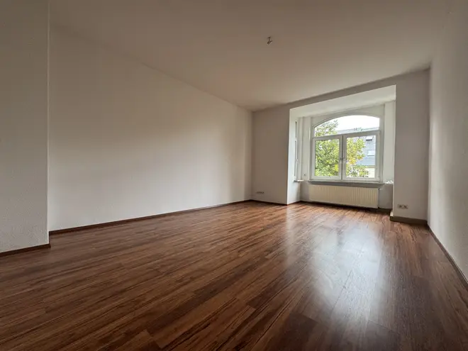 3 Zimmer Wohnung mit 105 m² in Chemnitz – Bild 2