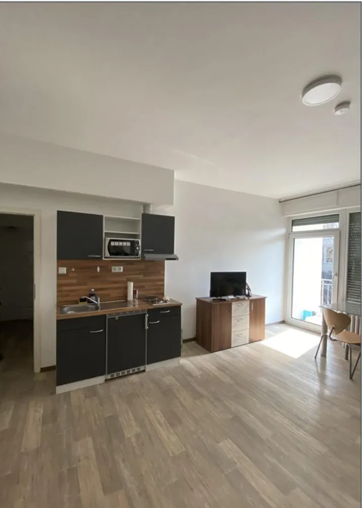8 Zimmer Haus mit 295 m² in Offenbach am Main – Bild 1