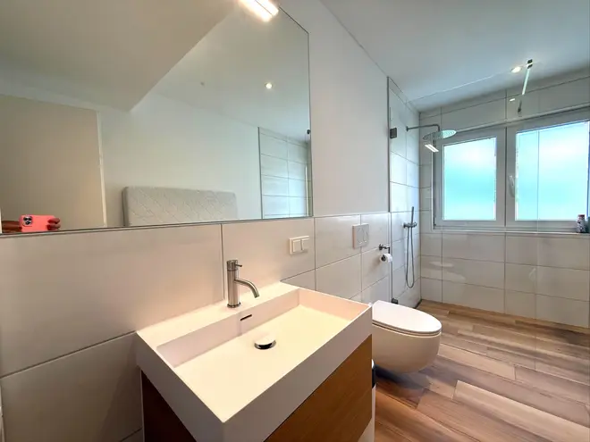 8 Zimmer Haus mit 255 m² in Homburg – Bild 12