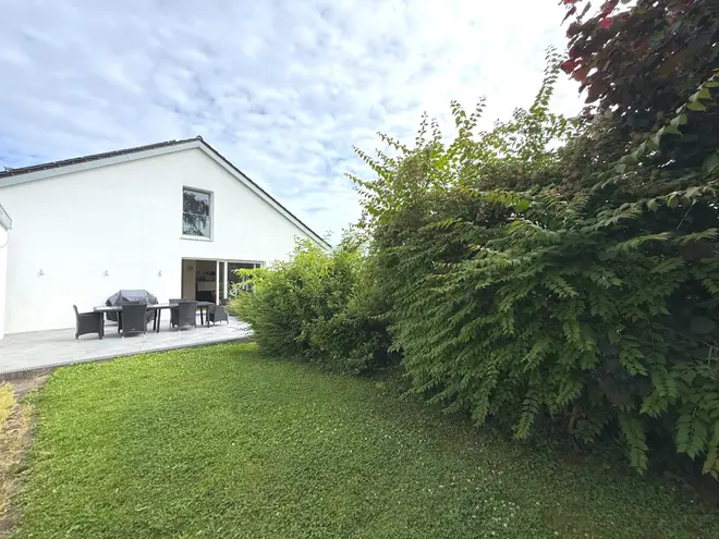 8 Zimmer Haus mit 255 m² in Homburg – Bild 4