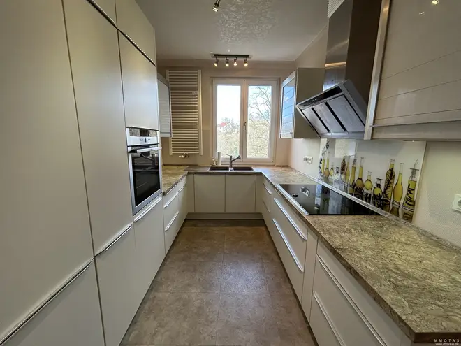 3 Zimmer Wohnung mit 105 m² in Saarbrücken – Bild 5