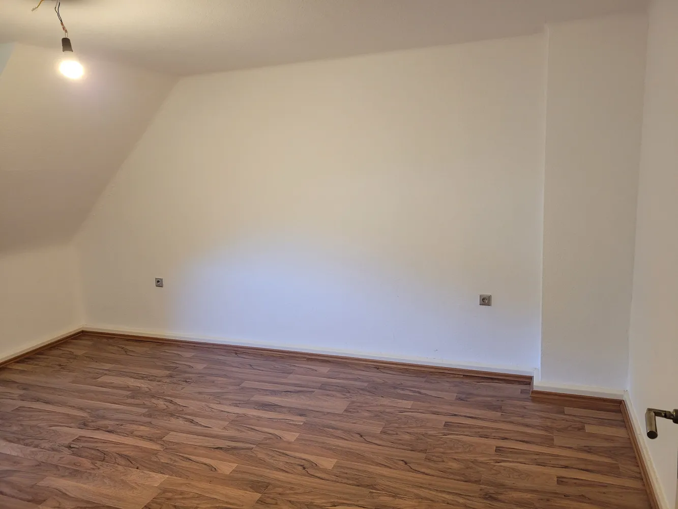4 Zimmer Wohnung mit 90 m² in Homburg – Bild 11