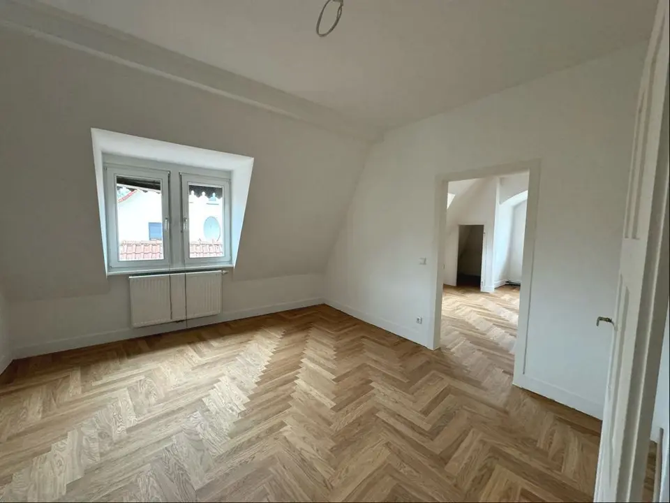 4 Zimmer Wohnung mit 97 m² in Esslingen am Neckar – Bild 2