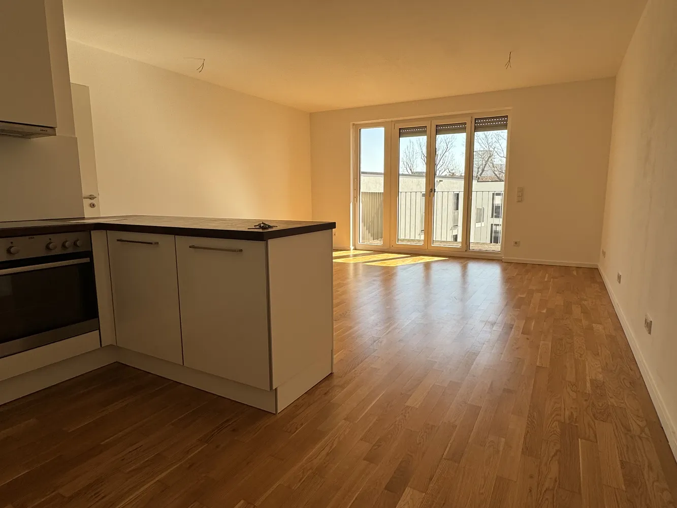 4 Zimmer Wohnung mit 99 m² in Dresden – Bild 1