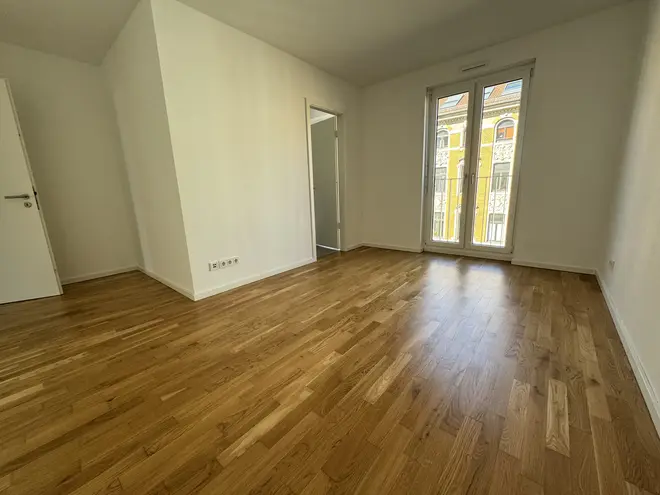 4 Zimmer Wohnung mit 99 m² in Dresden – Bild 2