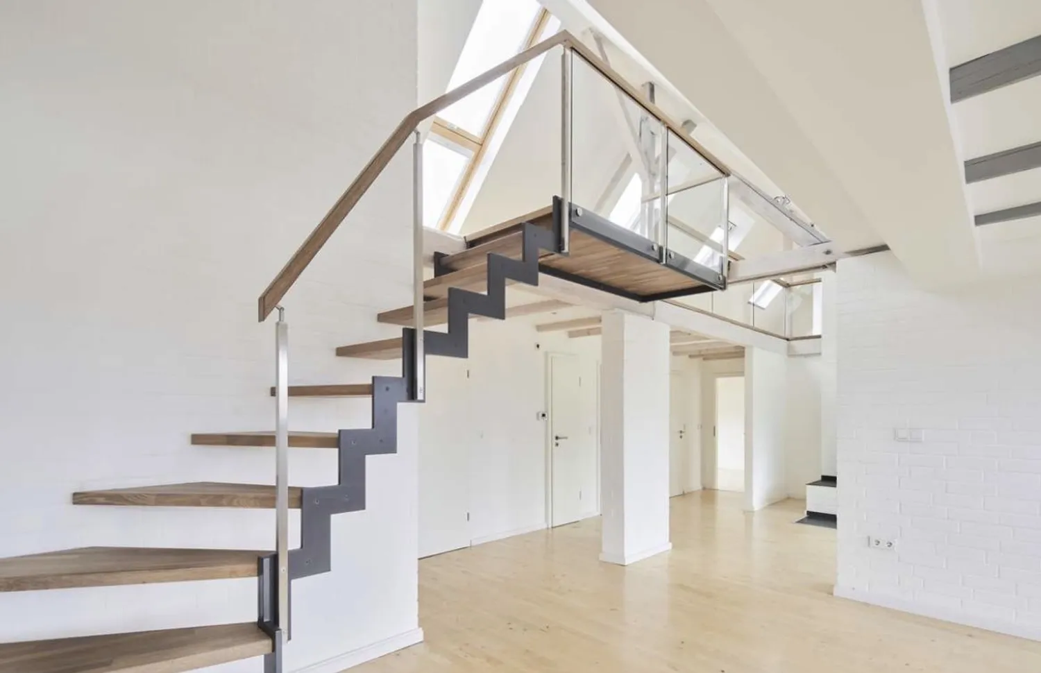 3 Zimmer Wohnung mit 120 m² in Köln – Bild 1
