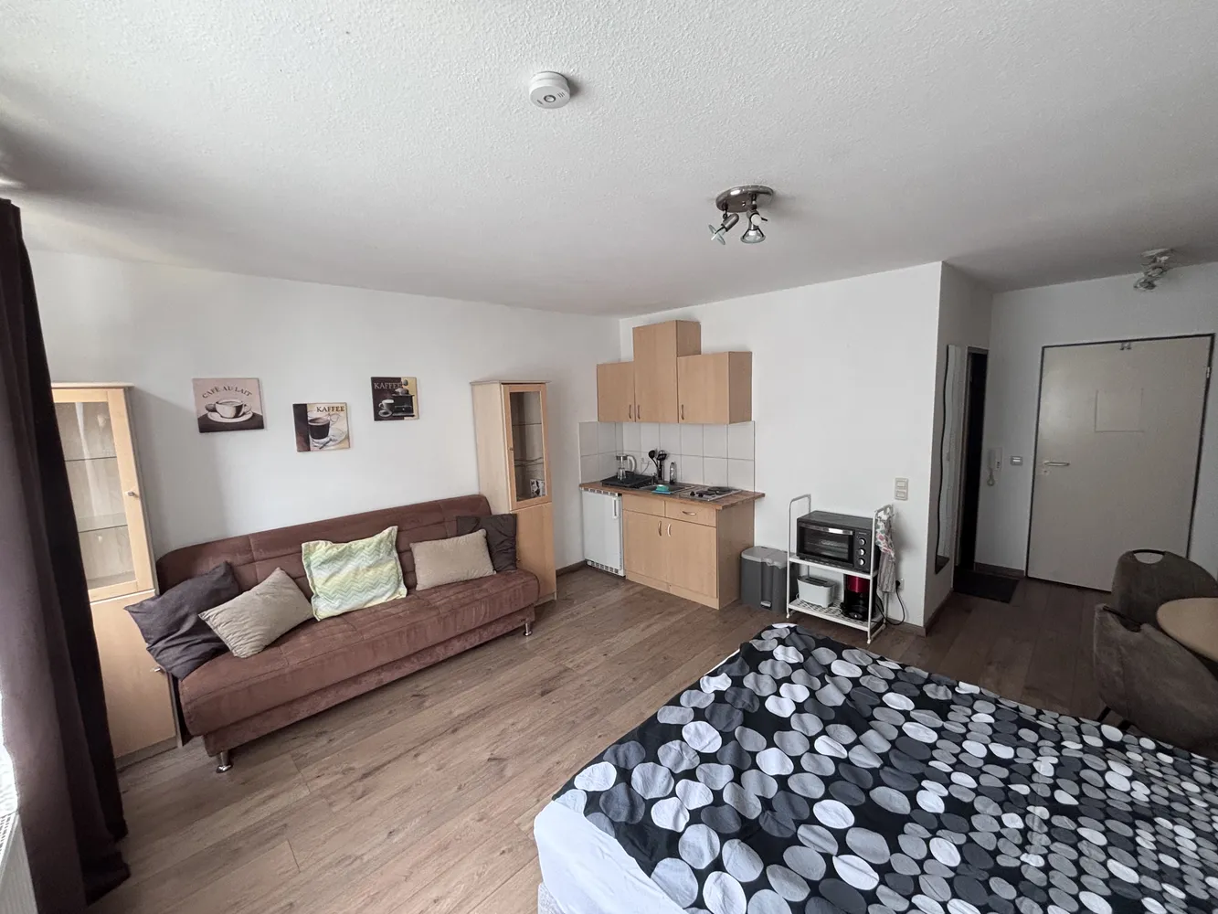 1 Zimmer Wohnung mit 30 m² in Düsseldorf – Bild 2