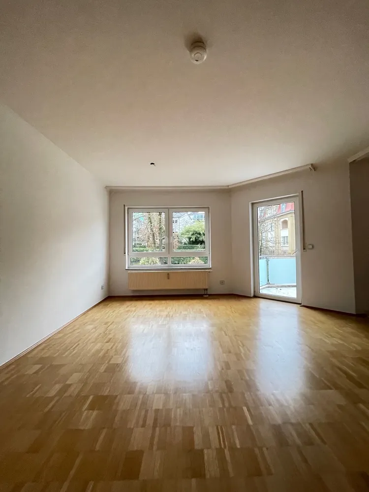 2 Zimmer Wohnung mit 77 m² in Baden-Baden – Bild 3