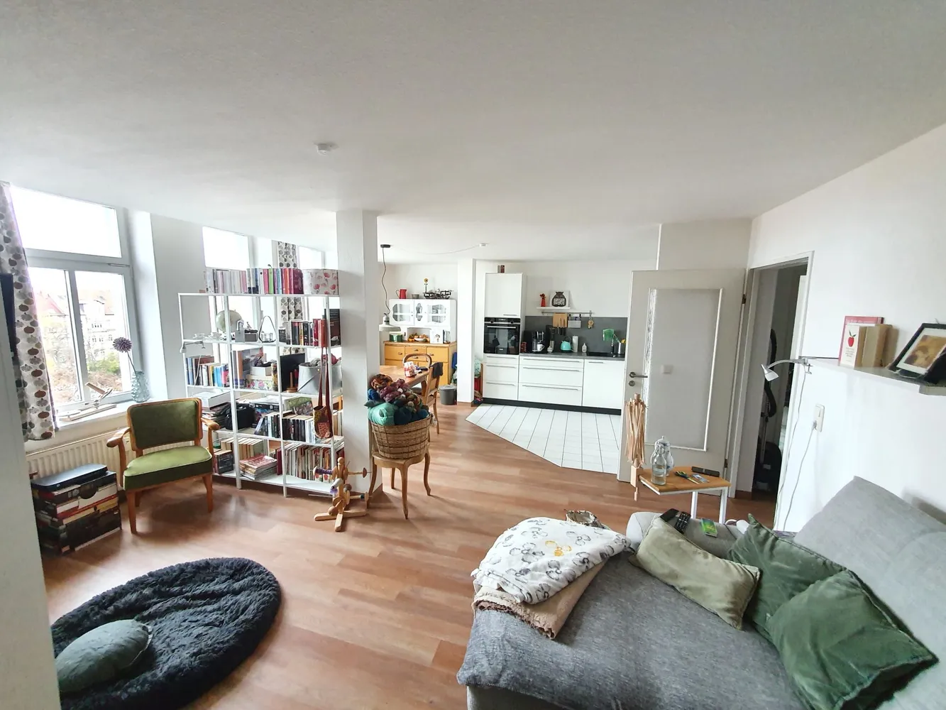 2 Zimmer Wohnung mit 82 m² in Erfurt – Bild 1